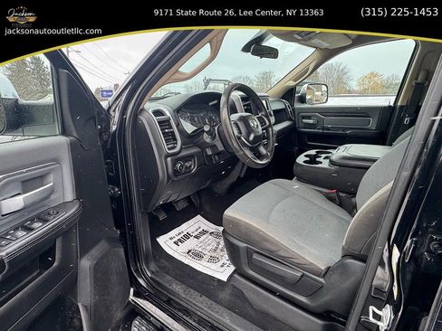 Used 2019 RAM 2500 Big Horn image 5