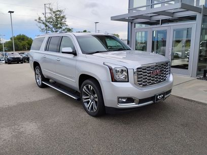 Used 2019 GMC Yukon XL Denali w/ Denali Ultimate Package
