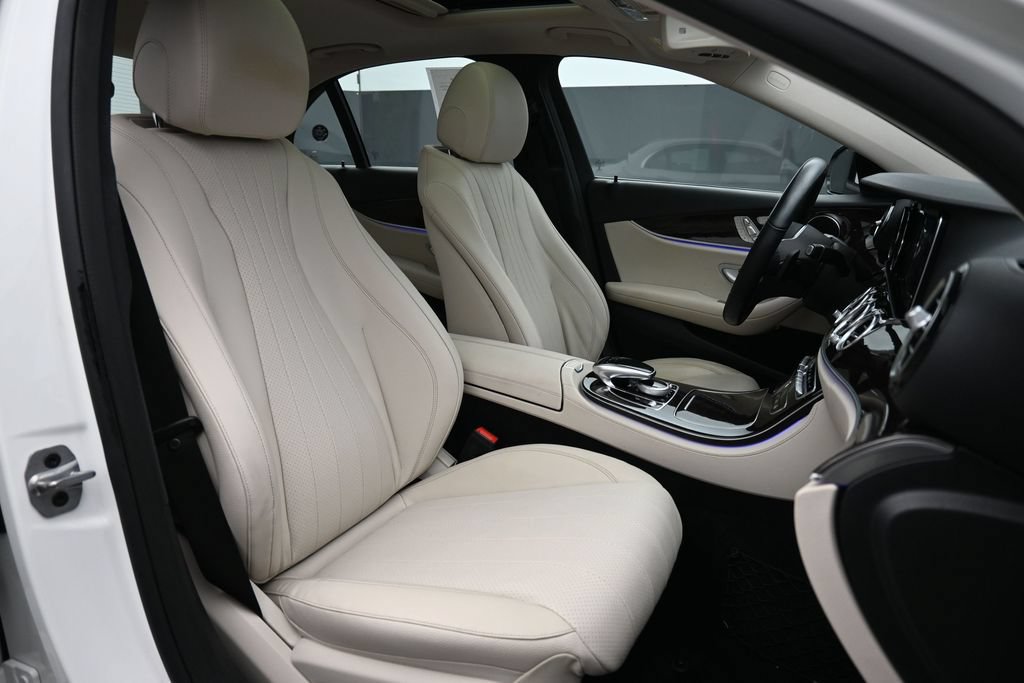 Used 2019 Mercedes-Benz E 300 4MATIC image 25
