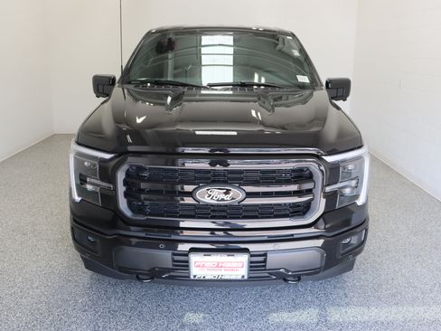 Used 2026 Ford F150 Lariat w/ FX4 Off-Road Package AWD/4WD image 3