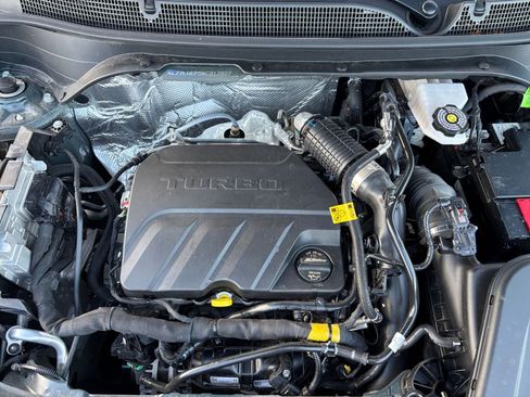 Used 2025 Chevrolet Trax LT image 30