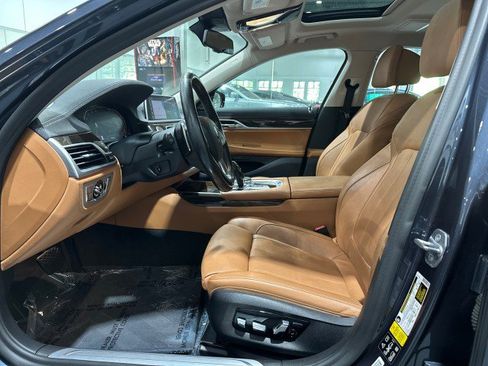 Used 2020 BMW 740i xDrive w/ Cold Weather Package AWD/4WD image 41
