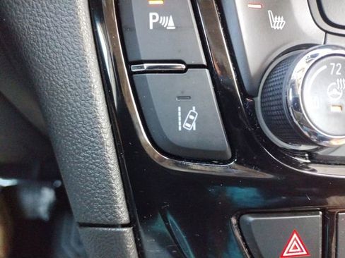 Used 2017 Buick Encore Premium image 44