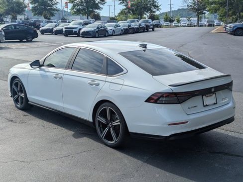 Used 2023 Honda Accord Sport image 5