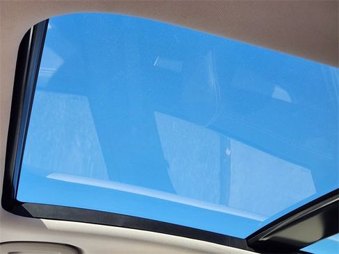 Used 2019 INFINITI QX50 Luxe w/ Navigation Package image 30