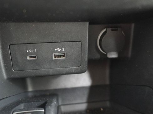 Used 2023 Nissan Kicks SV w/ Exterior Package FWD image 17