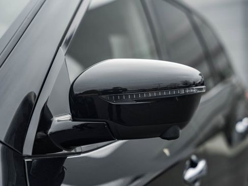 Used 2019 Nissan Pathfinder SL image 15