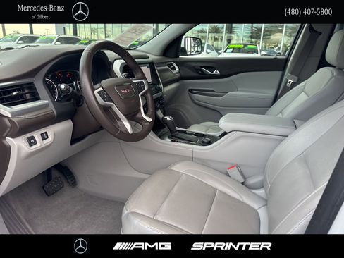 Used 2019 GMC Acadia SLT image 10