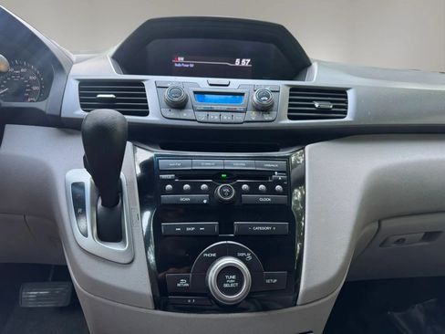 Used 2013 Honda Odyssey EX-L image 12