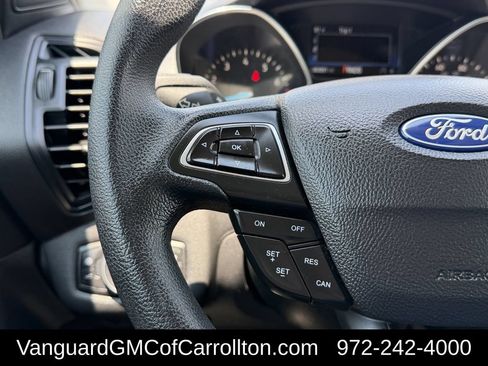 Used 2018 Ford Escape SE w/ SE Sync 3 Package FWD image 15