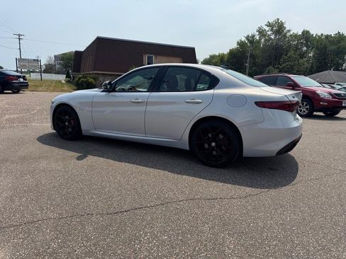 Used 2020 Alfa Romeo Giulia AWD w/ Quick Order Package 22J Sport image 8