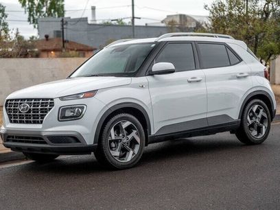 Used 2022 Hyundai Venue SEL