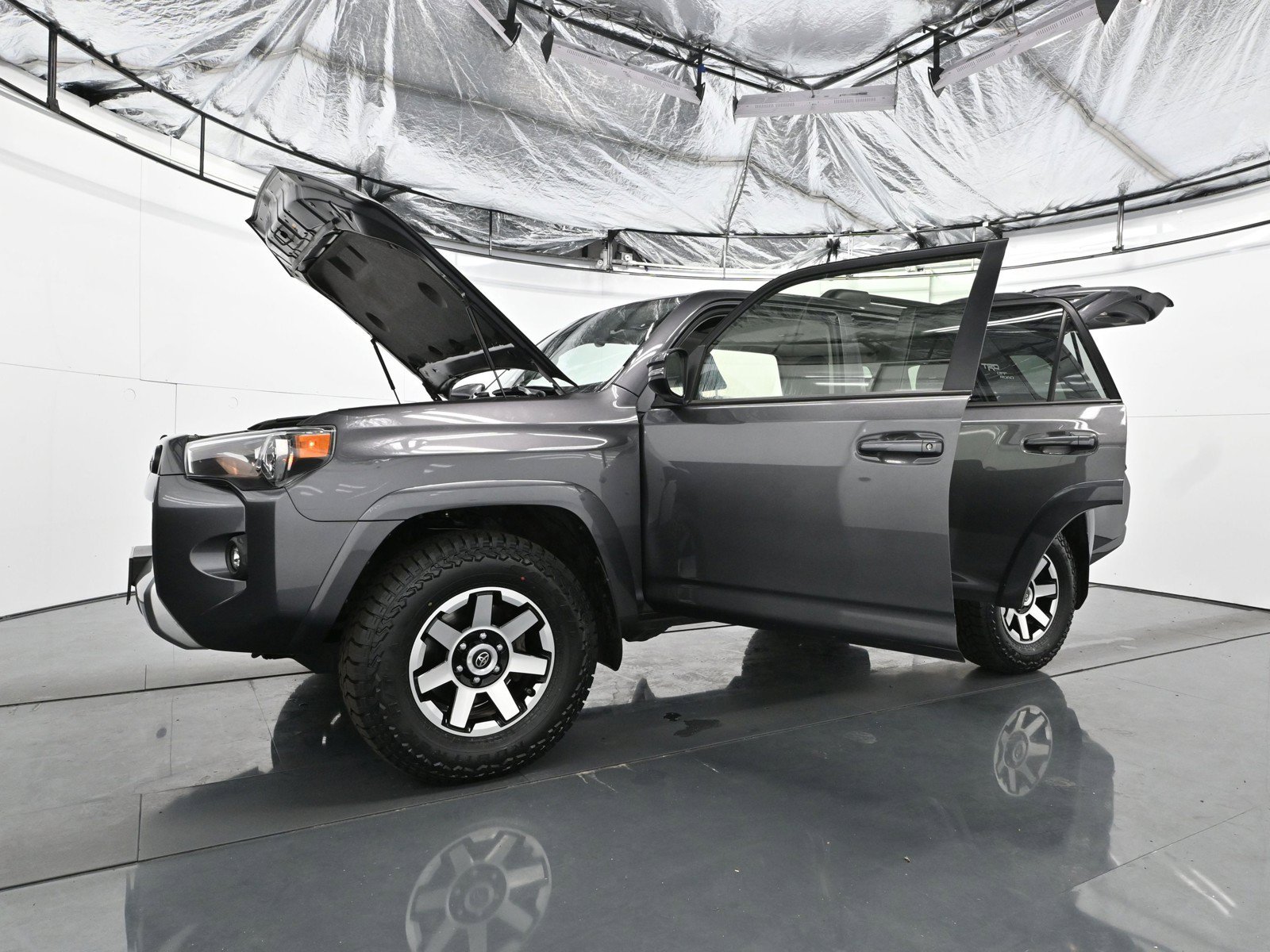 Used 2021 Toyota 4Runner TRD Off-Road Premium w/ Moonroof Package AWD/4WD image 34