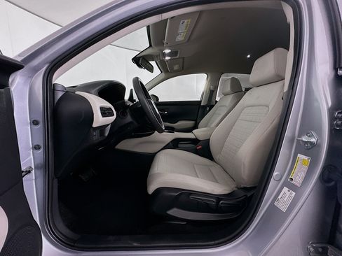 Used 2025 Honda HR-V LX image 13