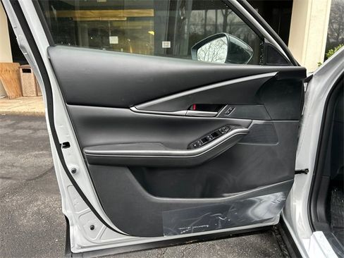 New 2025 MAZDA CX-30 AWD 2.5 S w/ Select Sport Pkg image 9