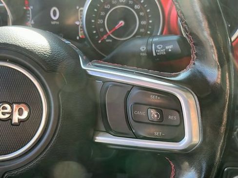 Used 2020 Jeep Gladiator Rubicon AWD/4WD image 10