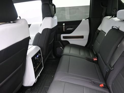 Used 2025 GMC Hummer EV 3X AWD/4WD image 22