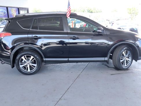 Used 2017 Toyota RAV4 XLE w/ All Weather Liner Package AWD/4WD image 4