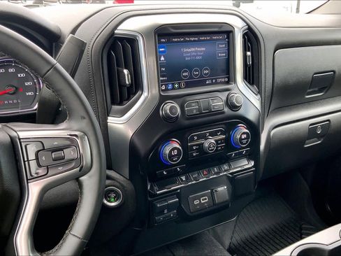 Used 2023 Chevrolet Silverado 2500 LT w/ Convenience Package image 7