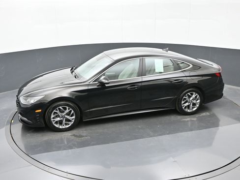 Used 2022 Hyundai Sonata SEL w/ Preferred Accessory Package image 33