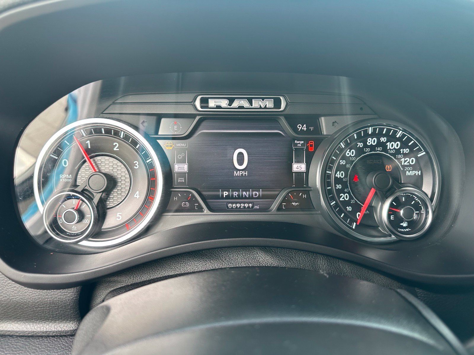 Used 2020 RAM 2500 Laramie AWD/4WD image 9