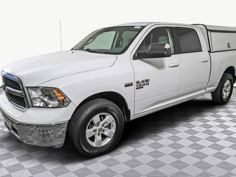 Used 2020 RAM 1500 Classic SLT w/ Trailer Tow Group image 4