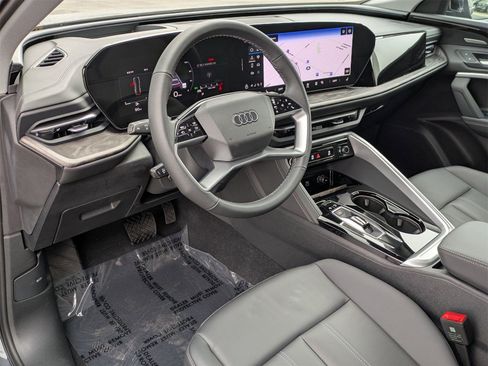 New 2025 Audi Q5 Premium Plus image 8