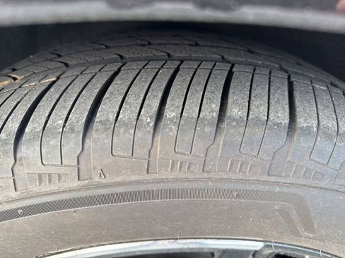 Certified 2026 INFINITI QX80 4WD w/ Sport Exterior Package image 26