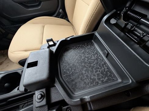 New 2026 Jeep Gladiator Sport AWD/4WD image 32