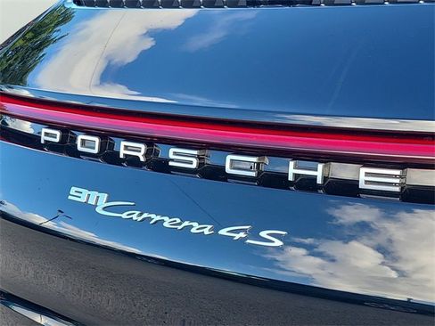 Used 2020 Porsche 911 Carrera 4S image 9