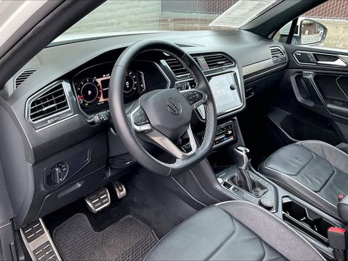 Certified 2023 Volkswagen Tiguan SEL R-Line AWD/4WD image 14