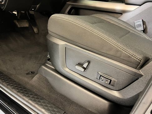 Used 2022 RAM 2500 Lone Star w/ Level C Equiment Group image 13