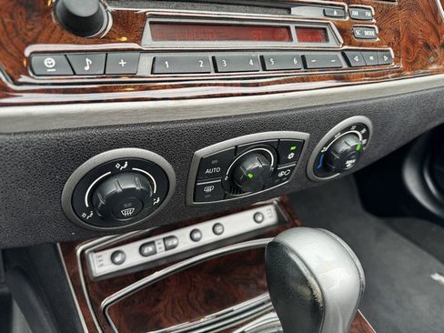 Used 2004 BMW Z4 3.0i RWD image 17