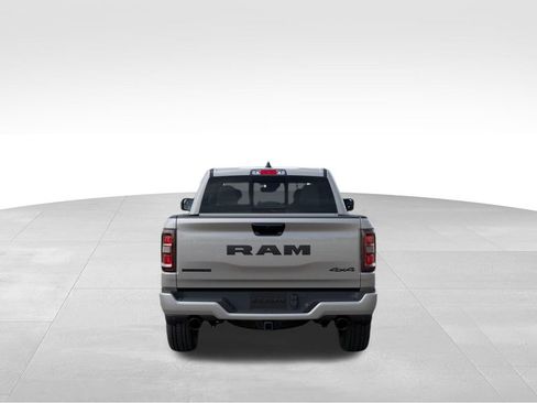 New 2026 RAM 1500 4x4 Crew Cab image 7