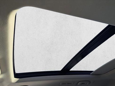 Used 2025 Cadillac XT6 Premium Luxury w/ LPO, Floor Liner Package image 16