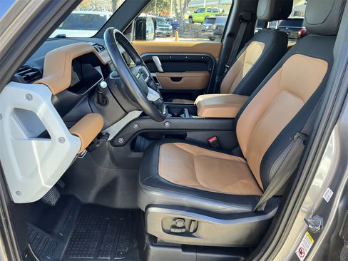 Used 2023 Land Rover Defender 110 X-Dynamic SE image 23