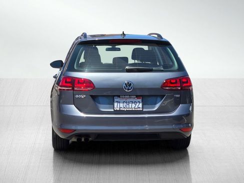 Used 2015 Volkswagen Golf S FWD image 6