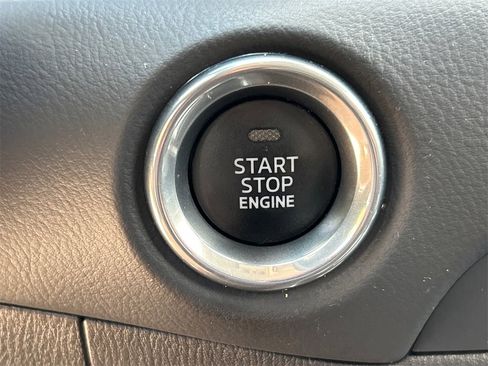 Used 2025 MAZDA CX-5 Carbon Edition image 18