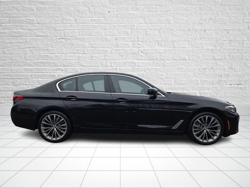 Used 2023 BMW 540i xDrive w/ Convenience Package image 7
