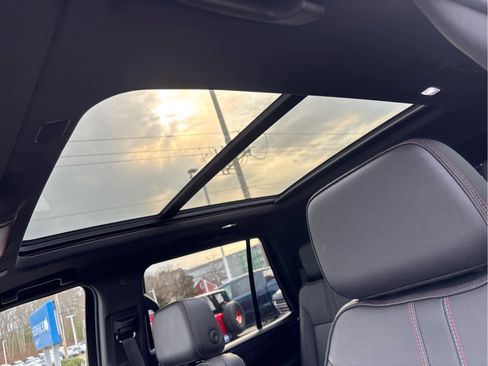 Certified 2023 Chevrolet Tahoe RST w/ Luxury Package AWD/4WD image 10