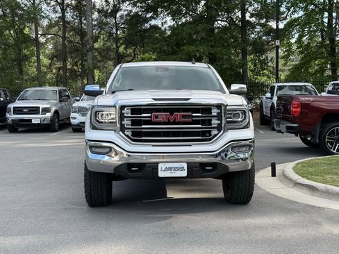 Used 2017 GMC Sierra 1500 SLT AWD/4WD image 2
