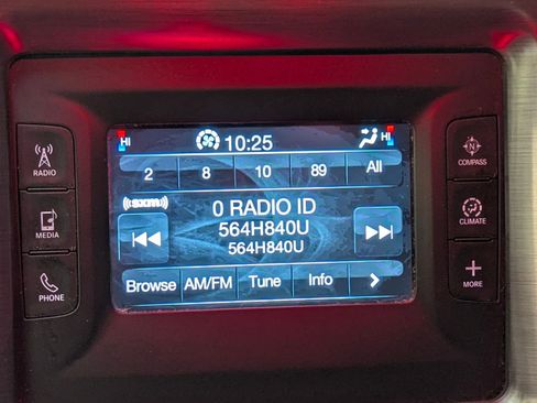 Used 2015 Dodge Challenger R/T w/ Quick Order Package 28B R/T image 24