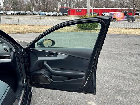 Used 2017 Audi A4 2.0T Premium Plus image 21