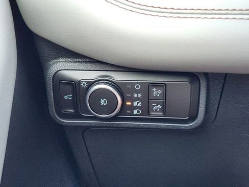 New 2026 Ford Explorer Active w/ Active Comfort Package image 21