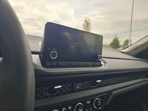 Used 2023 Honda Accord EX image 28