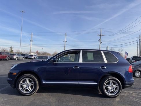 Used 2010 Porsche Cayenne Base image 4