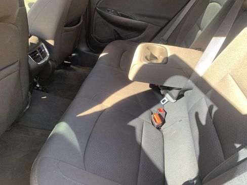 Used 2018 Chevrolet Malibu LT image 15