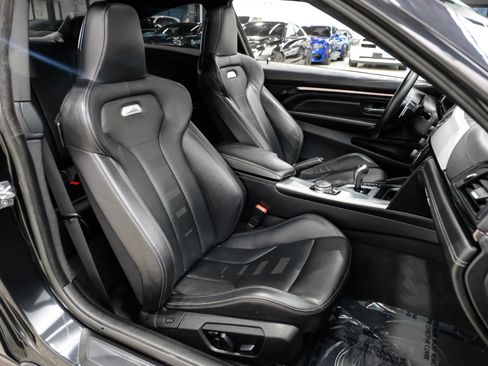 Used 2015 BMW M4 Coupe image 36
