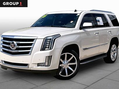 Used 2015 Cadillac Escalade Luxury