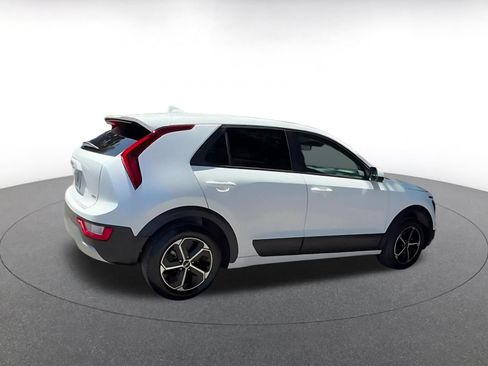 Used 2026 Kia Niro LX FWD image 15